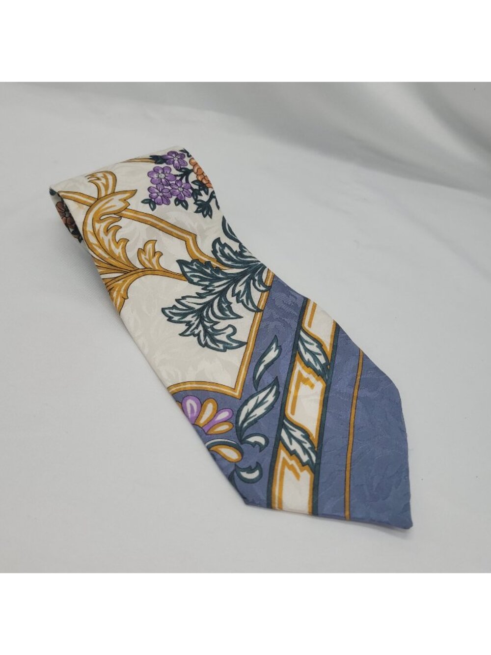 Vtg Je Suis Floral & Baroque Silk Tie Made In USA 4" Multicolor Design Whimsical